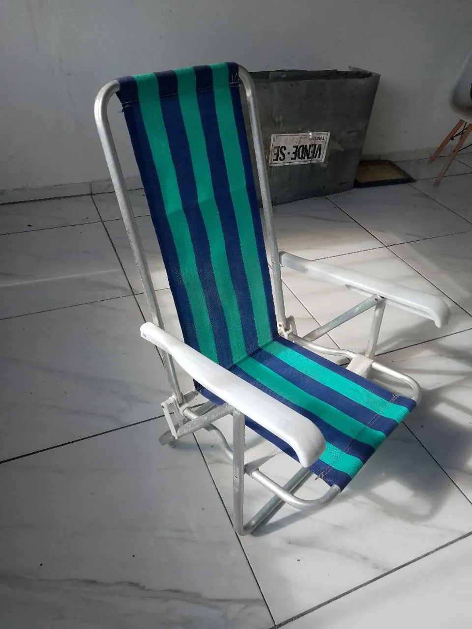 Cadeira de praia dobrável com braços