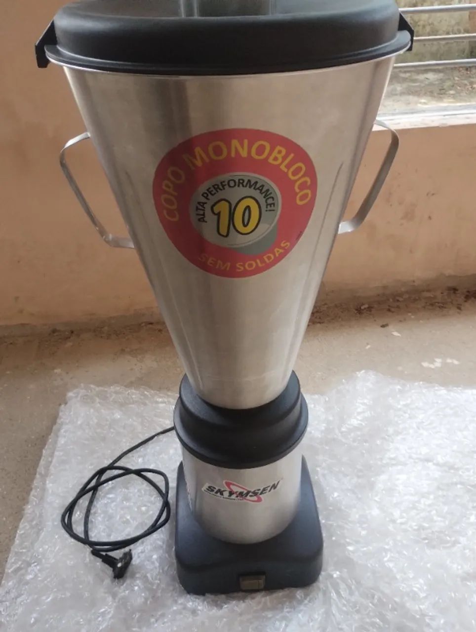 Liquidificador Industrial LS-10MB-N 220V 10 litros Litros - Skymsen