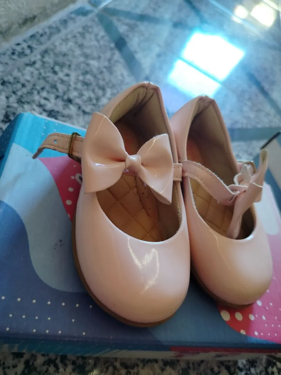 Sapatilhas Bebê Rosa com Laço