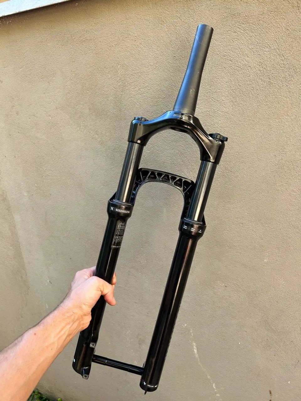 Suspensão Rock Shox judy boost air com trava - Foto 4