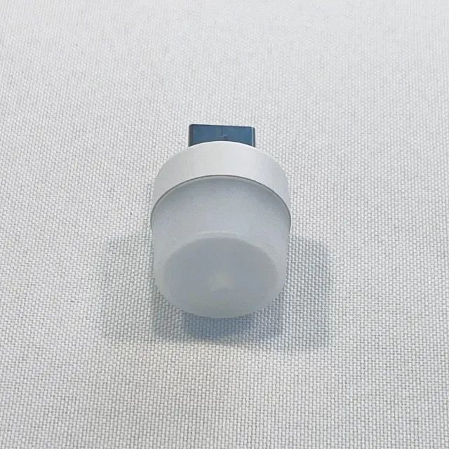 Mini Lâmpada de LED Portátil USB 1W 6500K 5V - Cor Branca - Foto 4