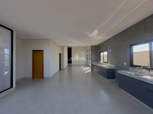 Maravilhosa Casa térrea com 3 suítes plenas sendo 1 master com closet. - Foto 5