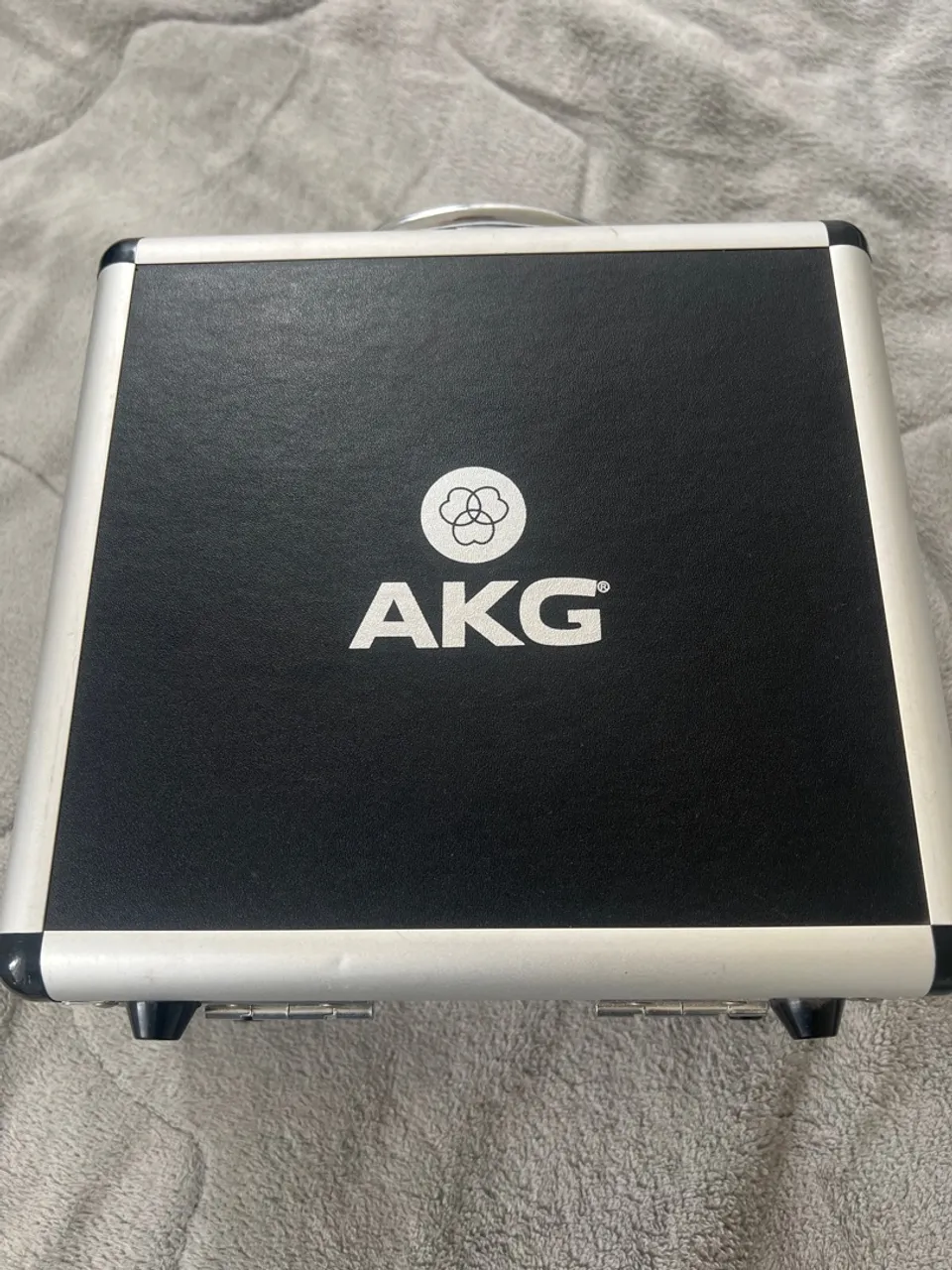 microfone AKG condenser P420