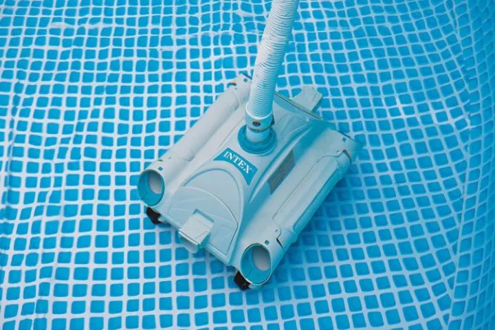 Aspirador robô para limpeza automática de piscina Krystal Clear - Foto 4