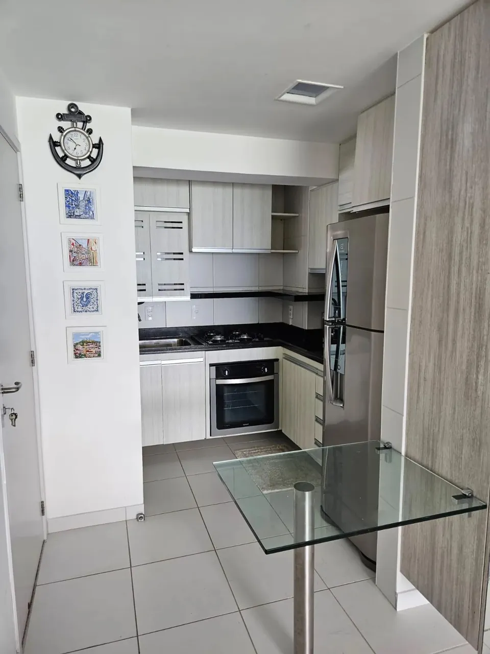 Vendo apartamento mobiliado na Avenida Boa Viagem