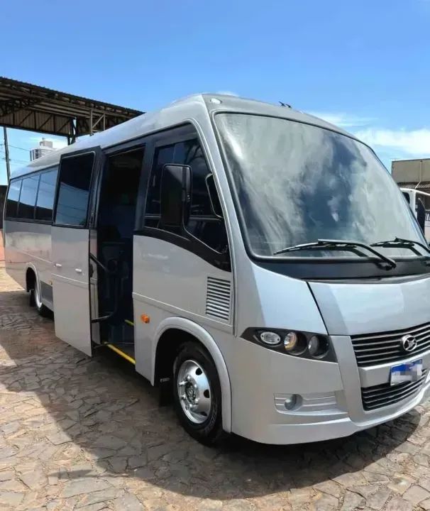 Vendo micro ônibus 2011(parcelo) - Foto 4