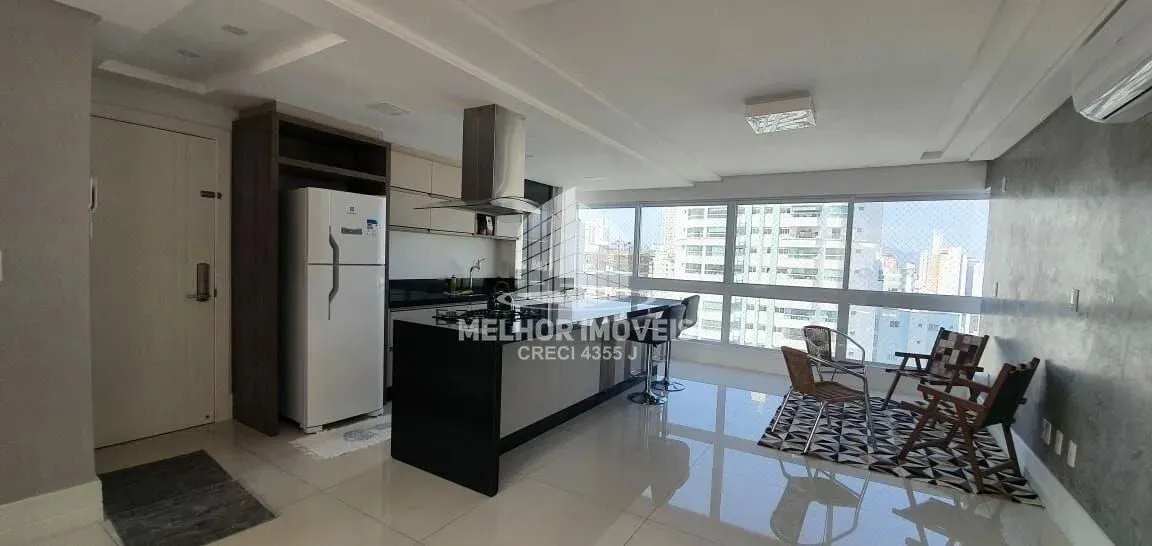 Apartamento Mobiliado com 03 Suítes no Bairro Pioneiros em Balneário Camboriú/SC