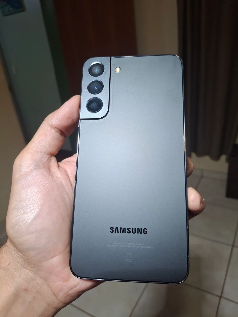 Samsung S22+ 256gb SEM TROCAS