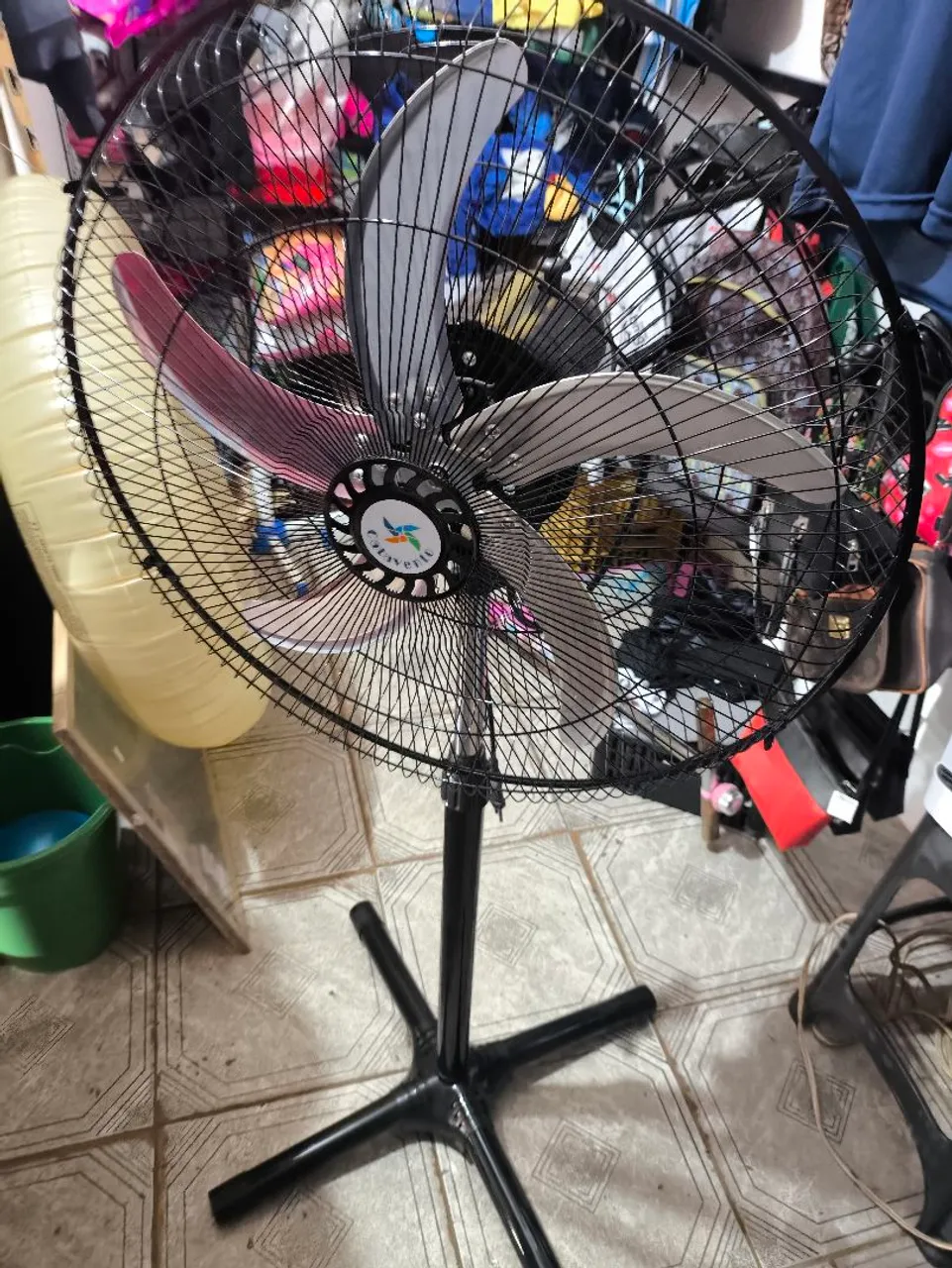 Ventilador de coluna com 3 velocidades - Novo - Catavento - Ferro