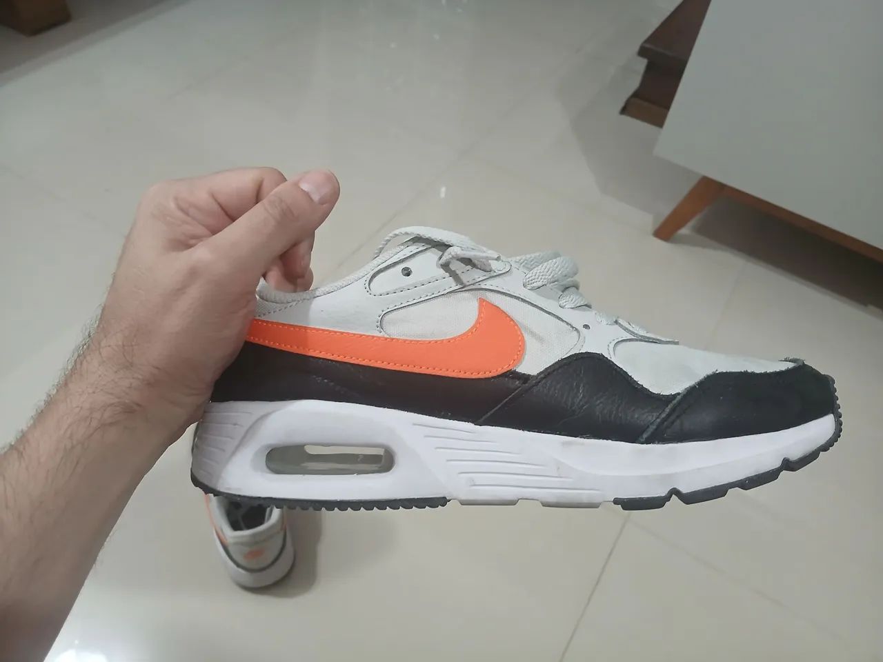Vendo Nike Air Branco Classico! Fique sempre no Estilo!