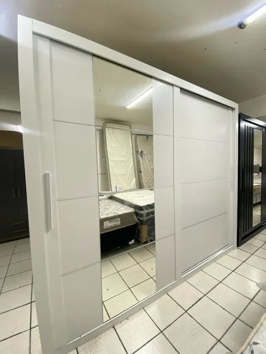 GUARDA ROUPA COM PORTAS DE CORRER ENTREGA GRATIS  - Foto 3