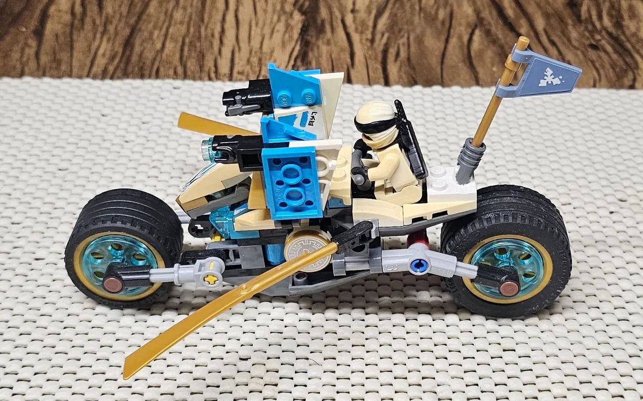 Lego Ninjago - A Corrida de Rua da Serpente - Foto 5