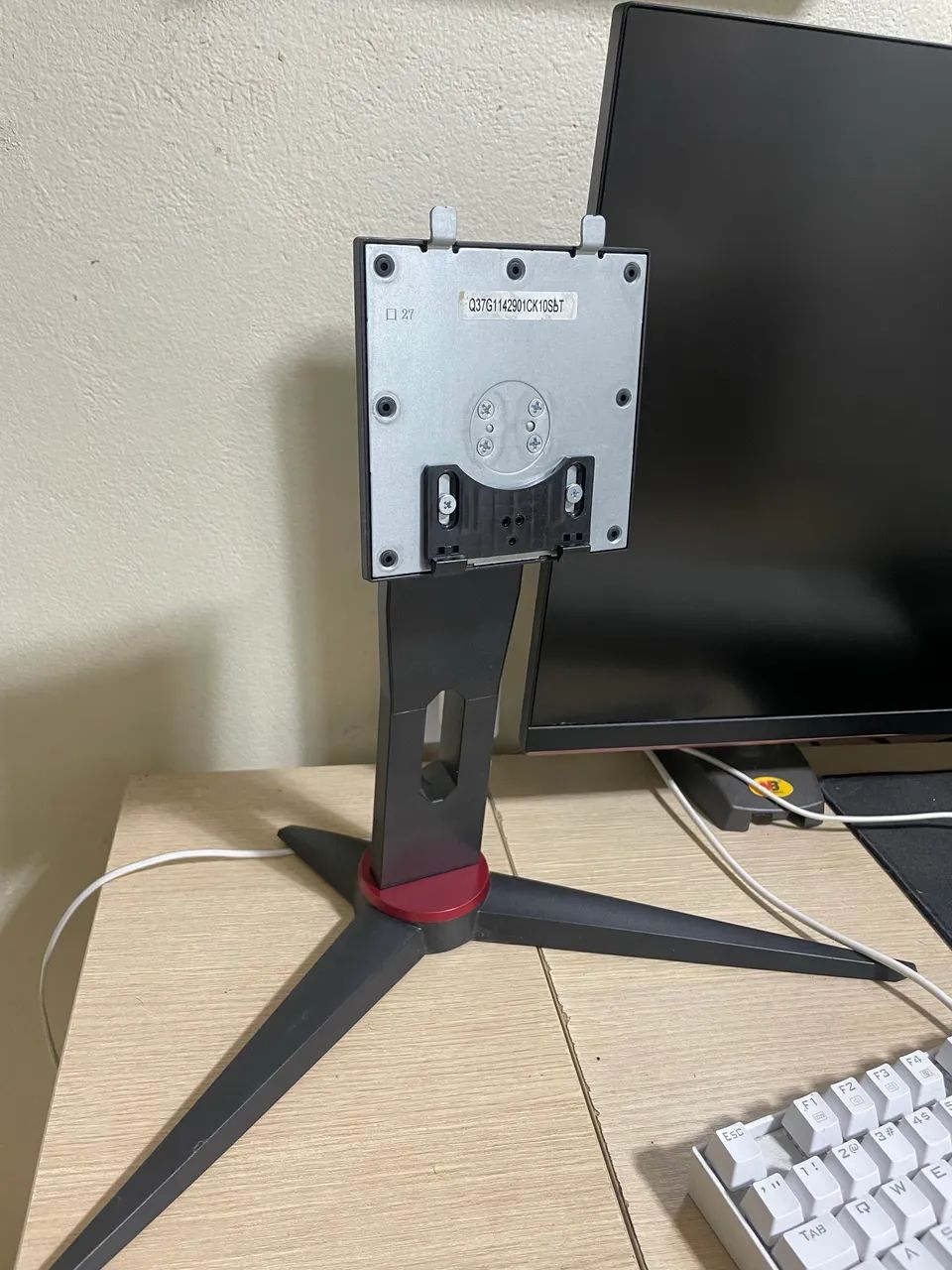 AOC VIPER 27-inch Monitor 165Hz 1ms64296996748033122