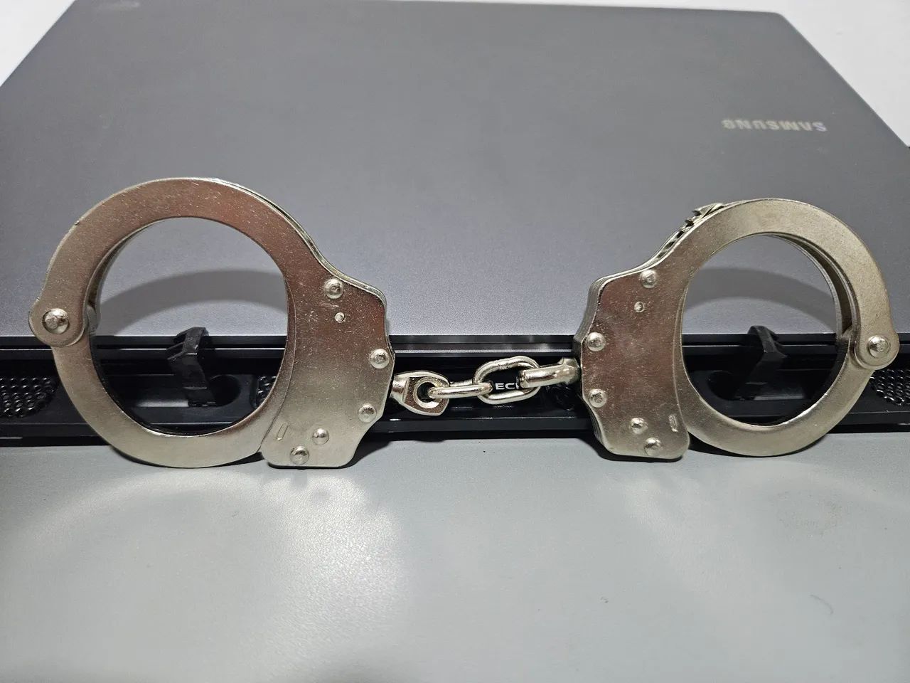 Algema de Corrente Invictus - Segurança e Qualidade - Foto 3