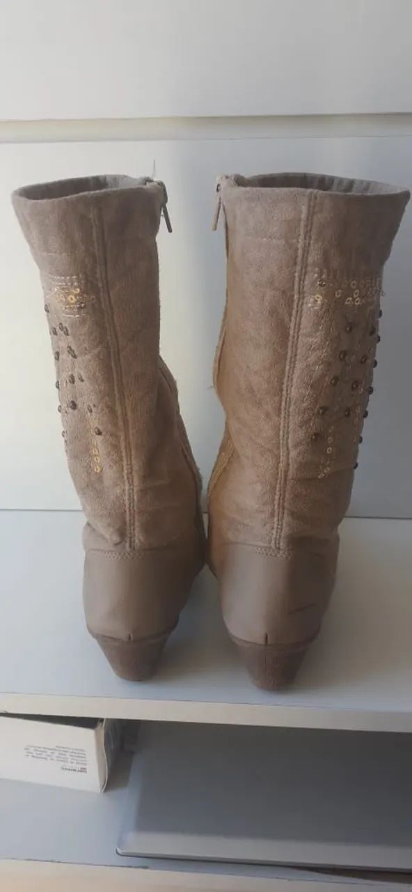 Linda bota cano longo tamanho 34 - Foto 2
