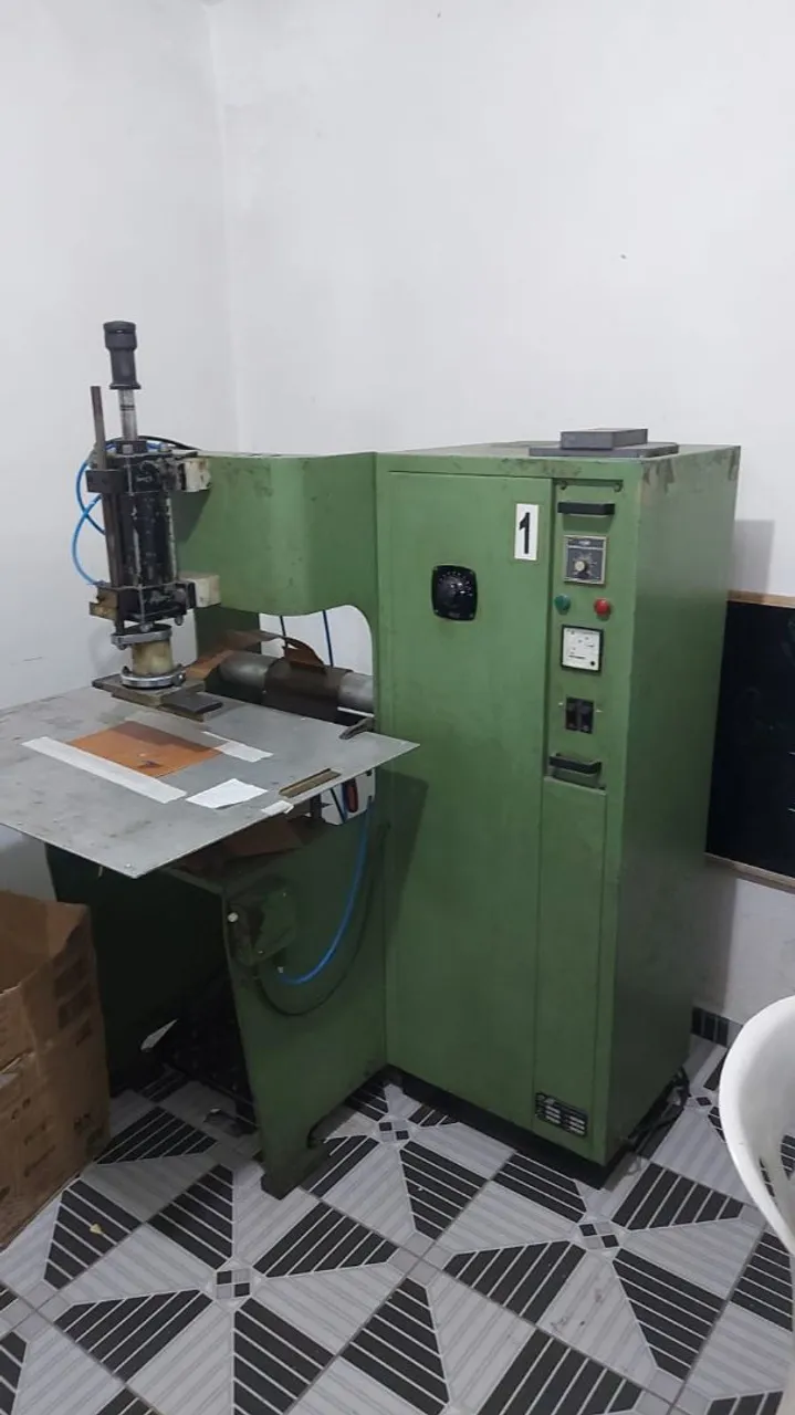 Máquina de solda eletronica
