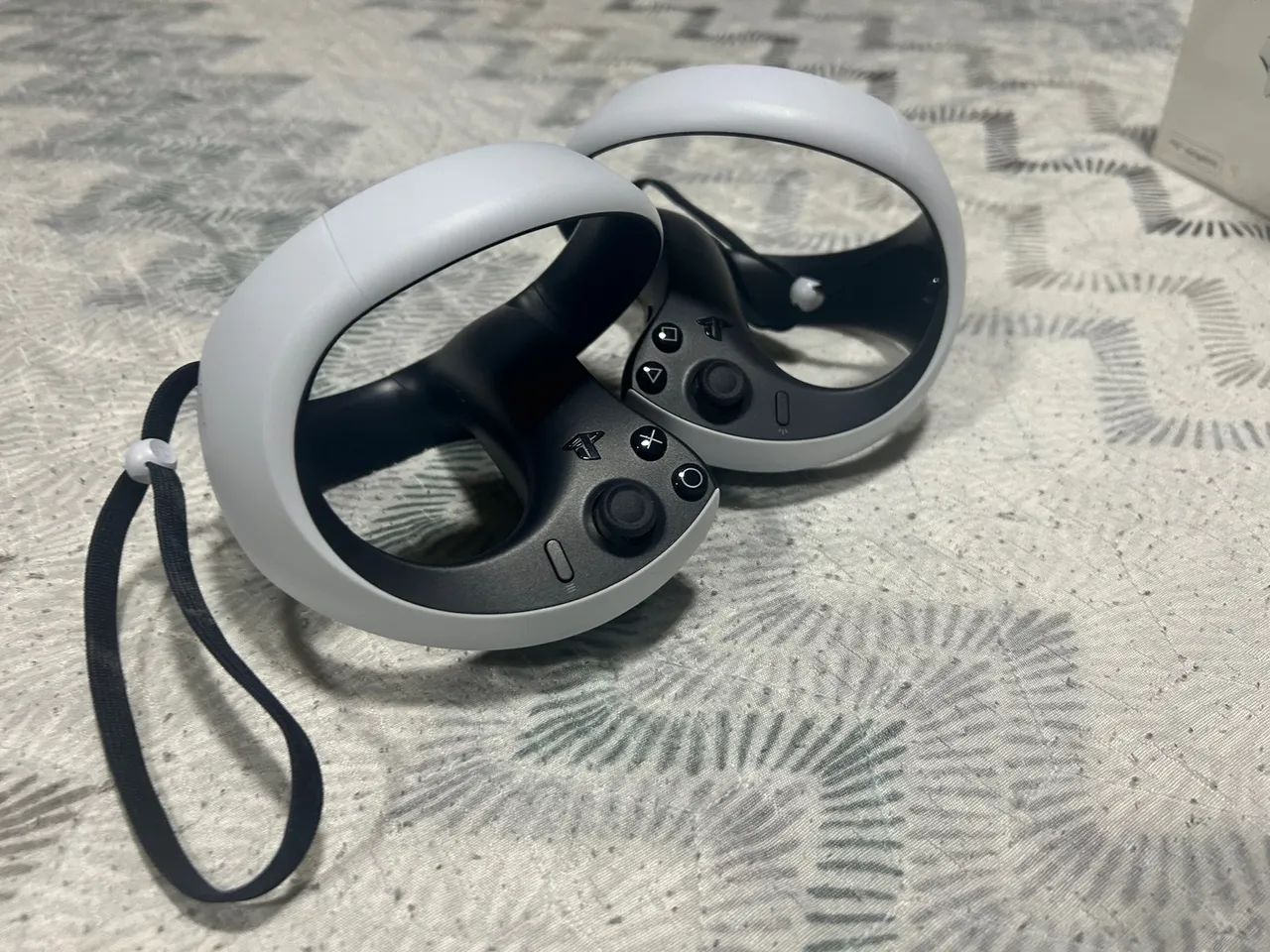 PlayStation VR2 - semi novo, usado apenas 3 vezes - Foto 2