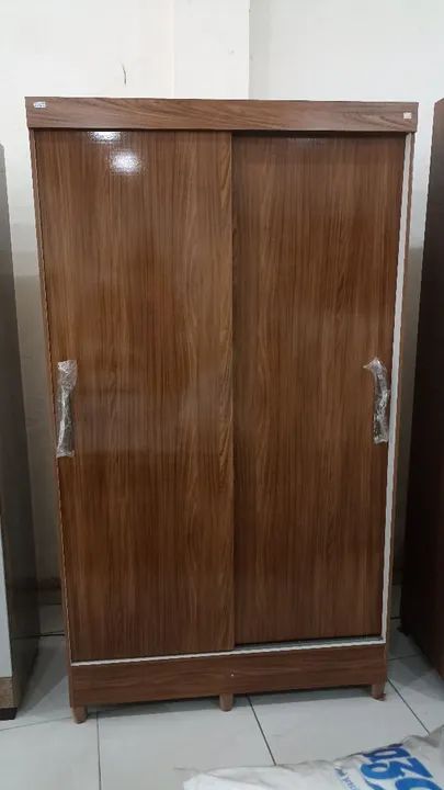 Guarda-roupa de Solteiro  com Duas Portas de Correr!!!