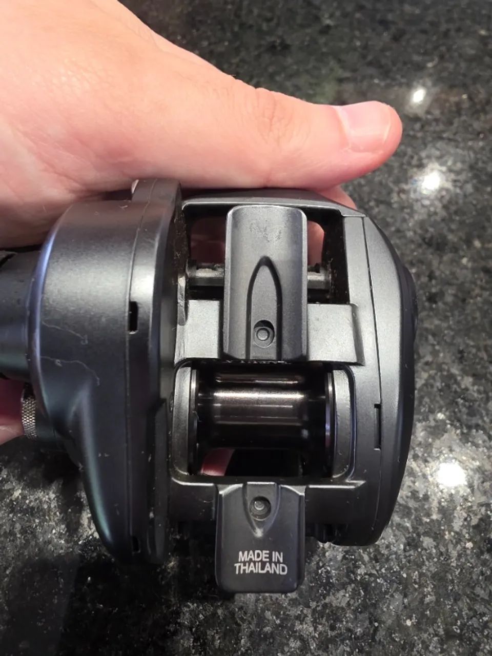 Carretilha Daiwa Tatula Elite P/F 103 (Direita) - Foto 2