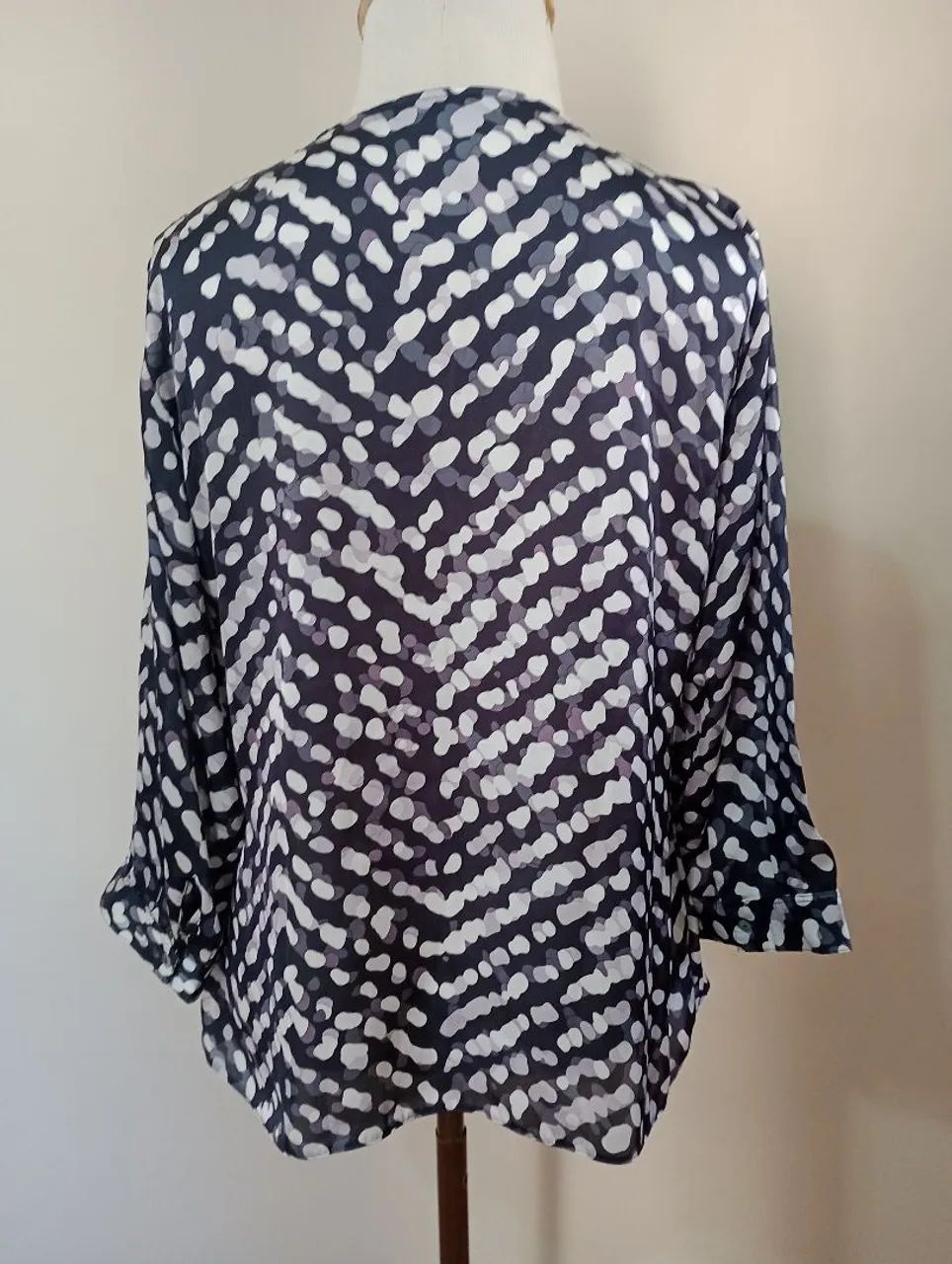 Camisa estilo bata plus size - Foto 4