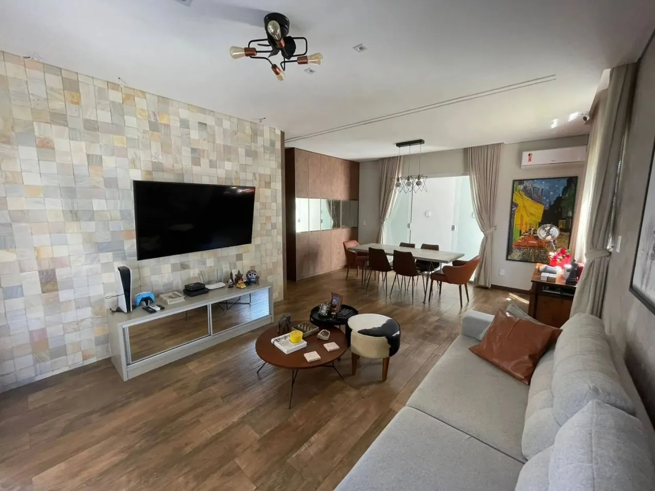 Casa de condomínio de 168m² com 4 suítes + Jacuzzi no Olho D'água