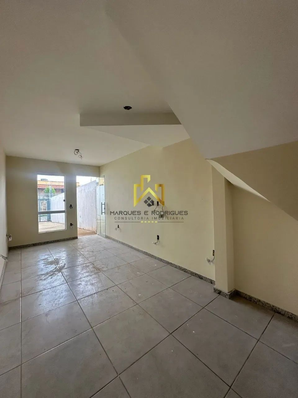 CASA GEMINADA INDEPENDENTE - BAIRRO JARDIM DOS COMERCIARIOS - Foto 3