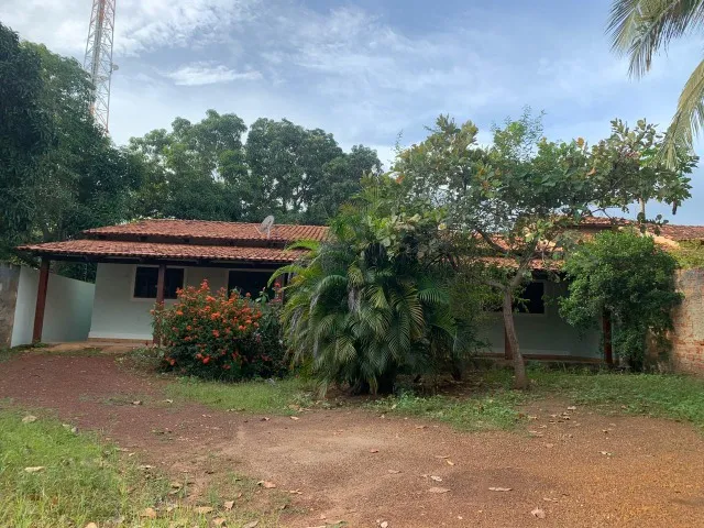 Oportunidade! Casa ampla 3Q com Pomar
