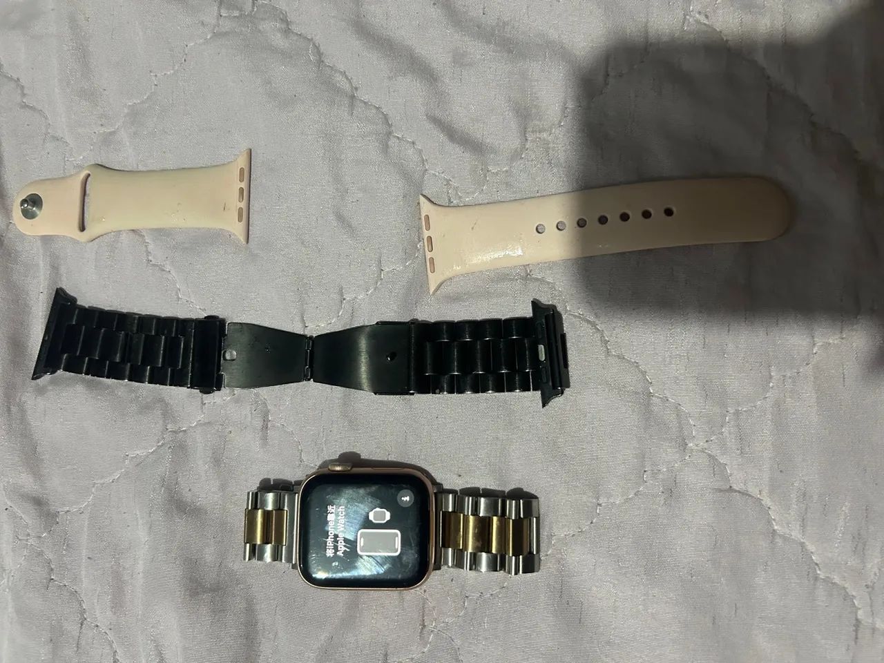 Apple Watch Rosé Série 5 40mm