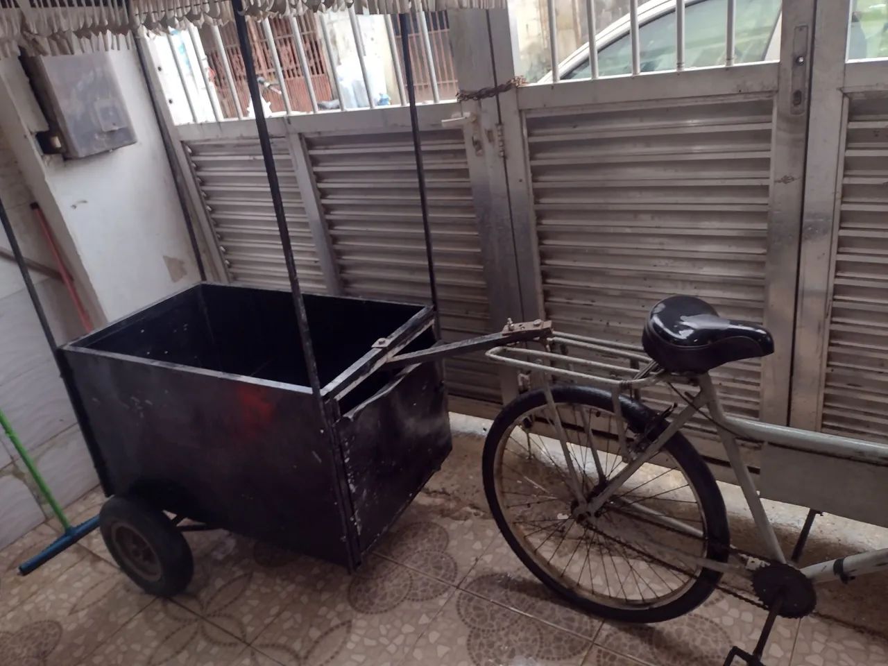 Bicicleta cargueira com carretinha  - Foto 5