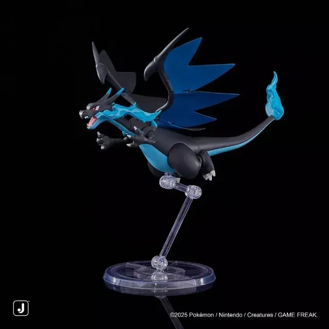 Figura Pokémon Mega Charizard 6  - Raro - Target Exclusive - Foto 2