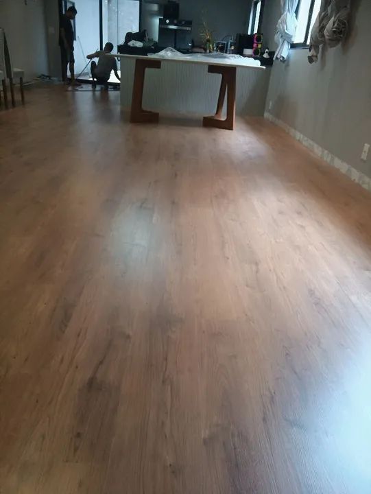Piso Vinilico e laminado instalado  - Foto 3