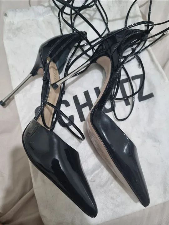 Scarpin preto - Schutz  - Foto 2