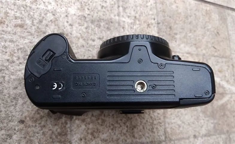 CORPO CAMERA CANON EOS 500 ANALOGICA - CONSERVADA - Foto 5