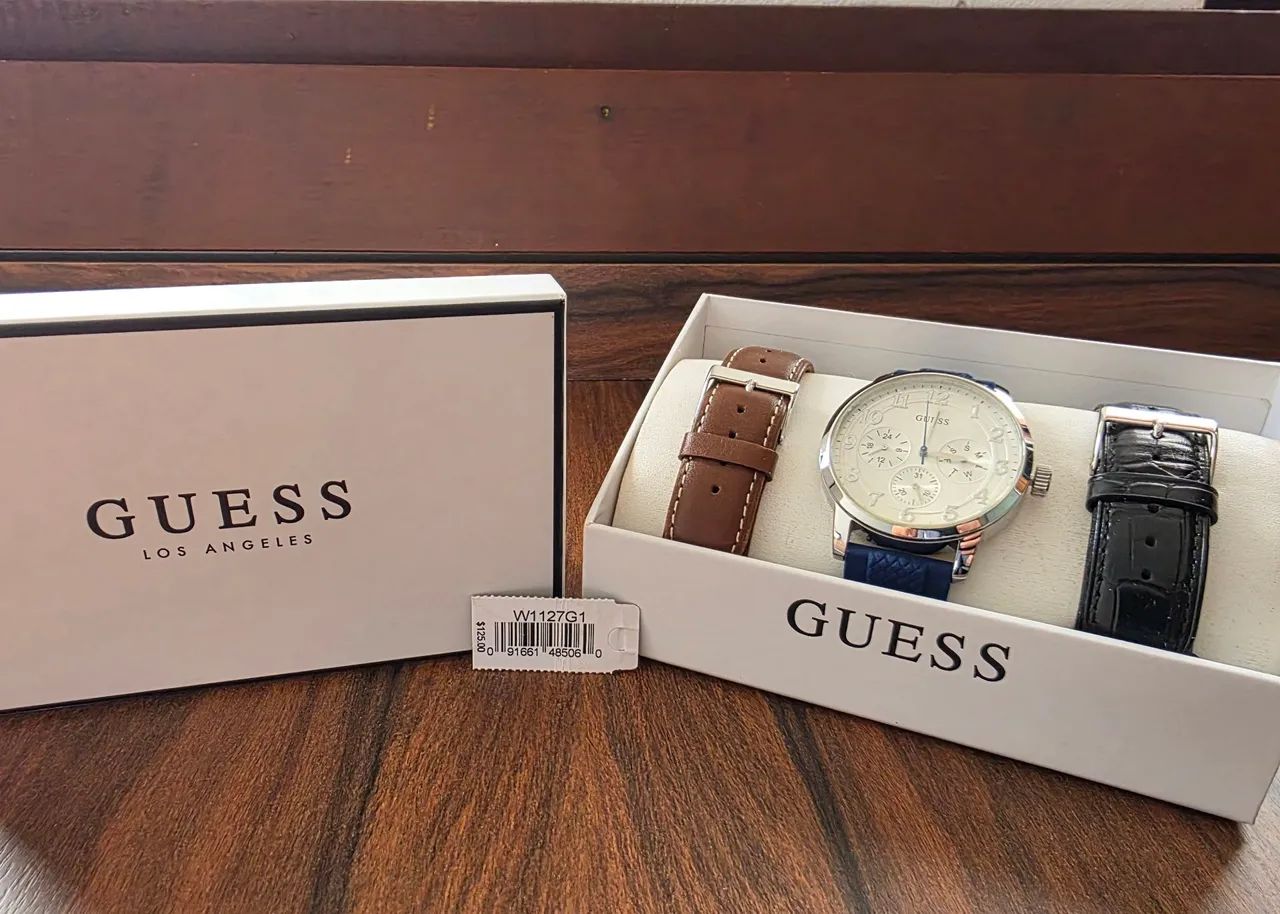 Relógio Guess com 3 pulseiras - W1127G1 - Foto 2