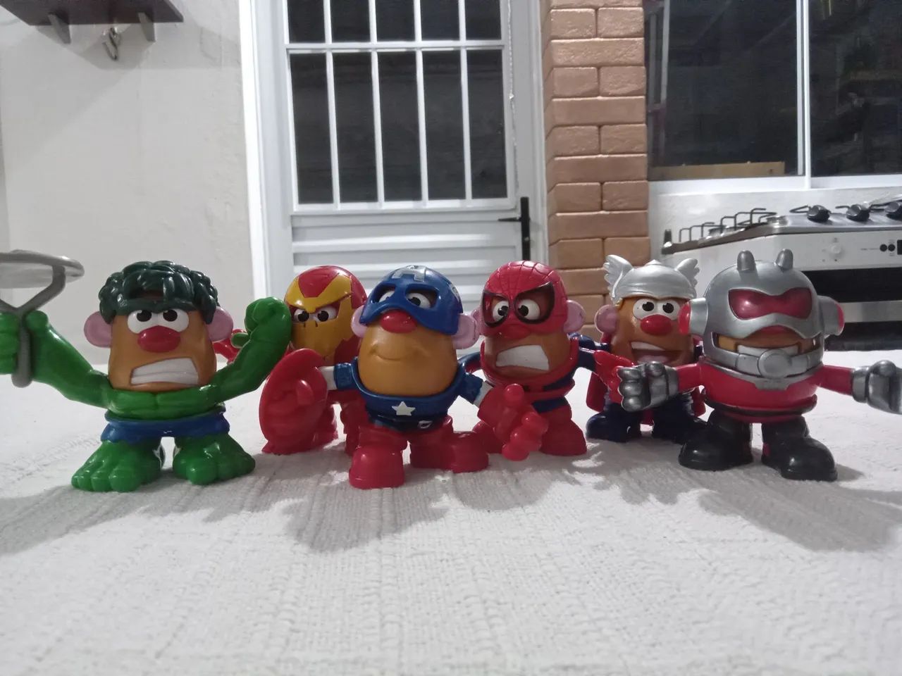 COLEÇÃO CABEÇA DE BATATA HERÓIS MARVEL