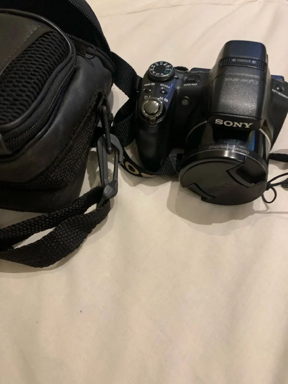 Câmera Digital Sony Cyber-shot DSC-H10