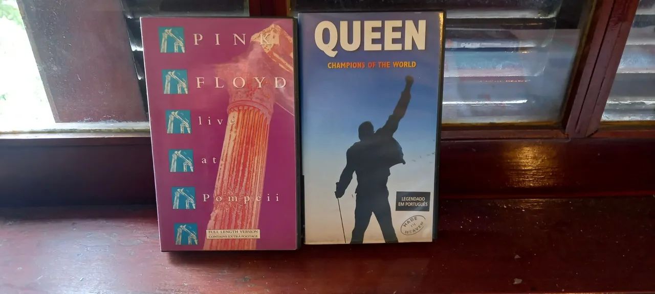 VHS Pink Floyd Live at Pompeii e Queen Champions of the World em VHS