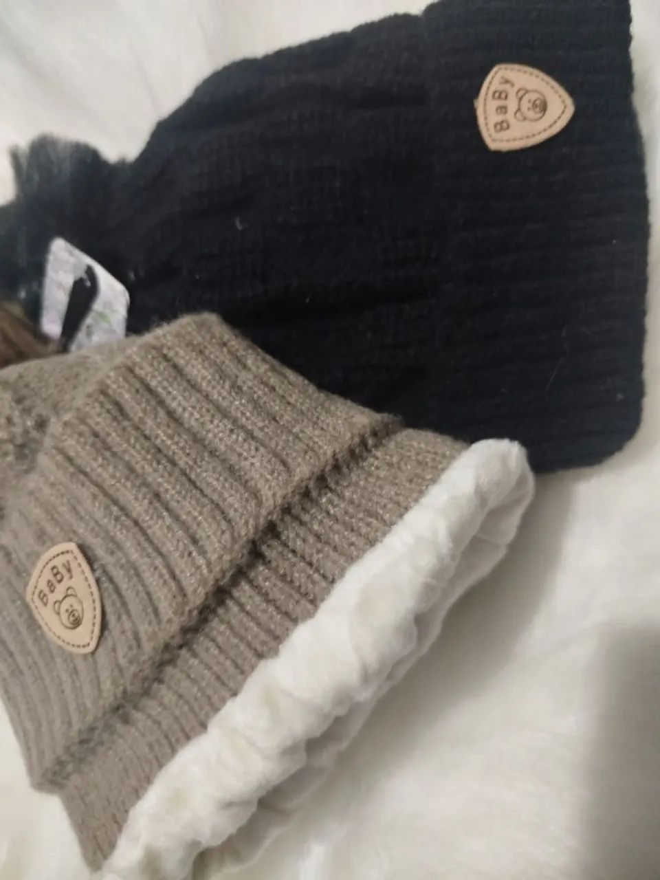 Kit toucas de Bebê com Pom Pom - Conforto e Estilo - Foto 2
