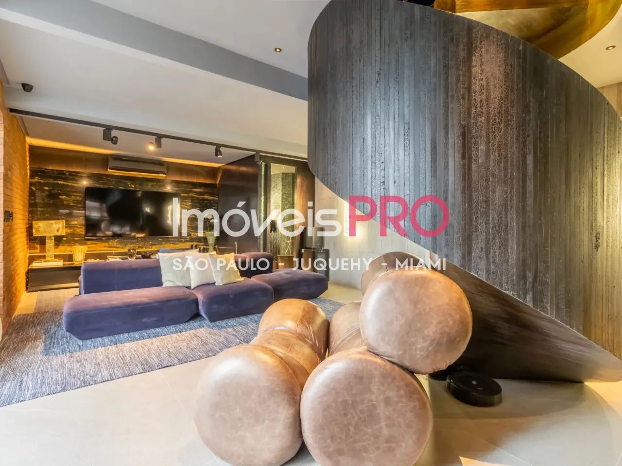 Duplex alto padrão, mobiliado, à venda em Cerqueira César, com 197 m², 2 suítes e 2 vagas - Foto 2