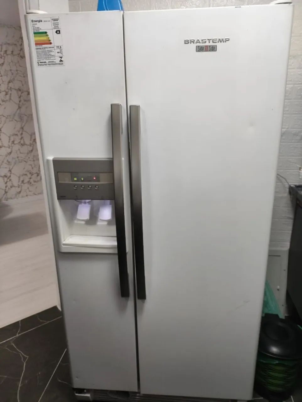 Geladeira Brastemp Side by Side Branca em bom estado