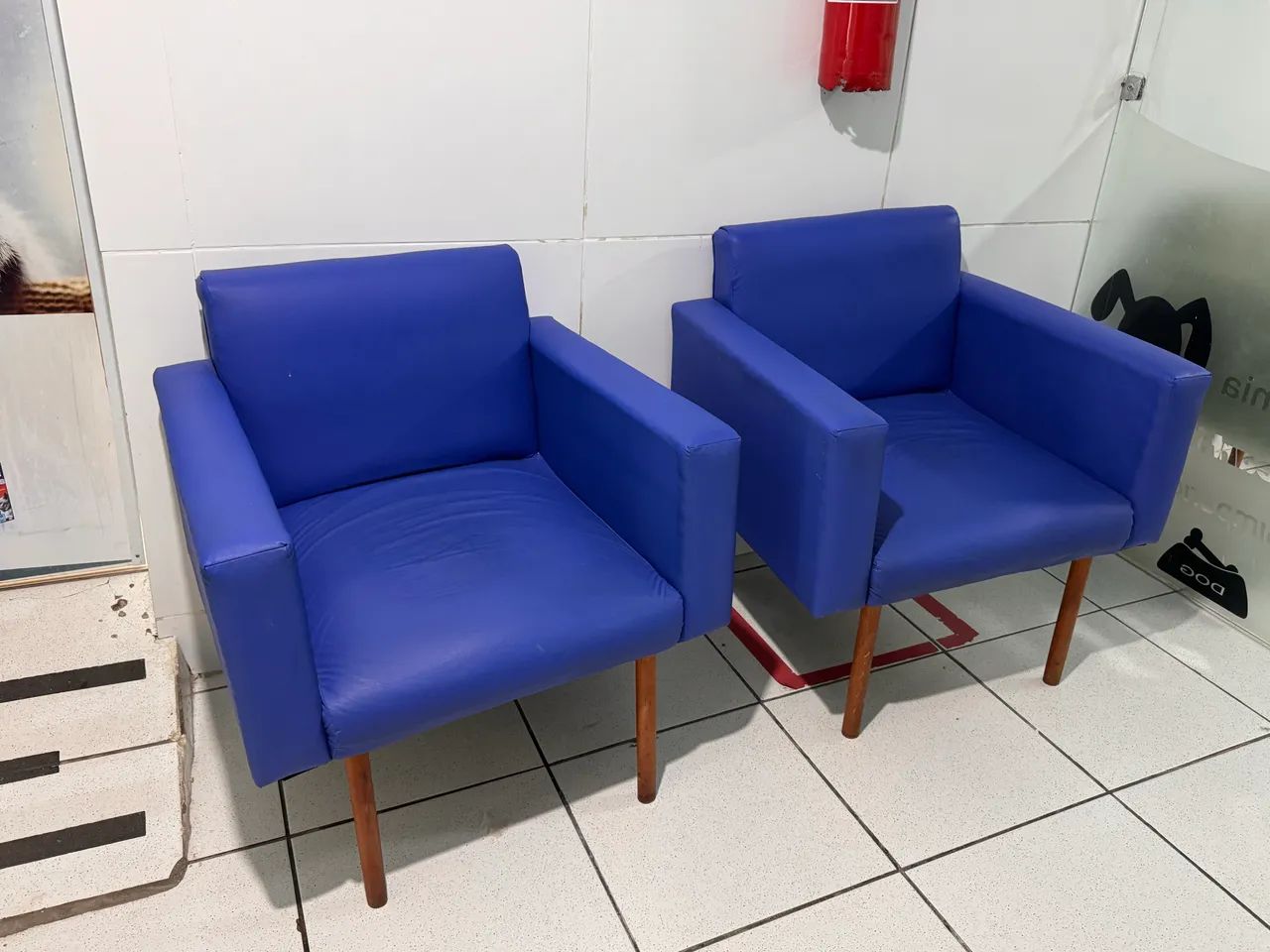 Poltronas/ cadeiras 