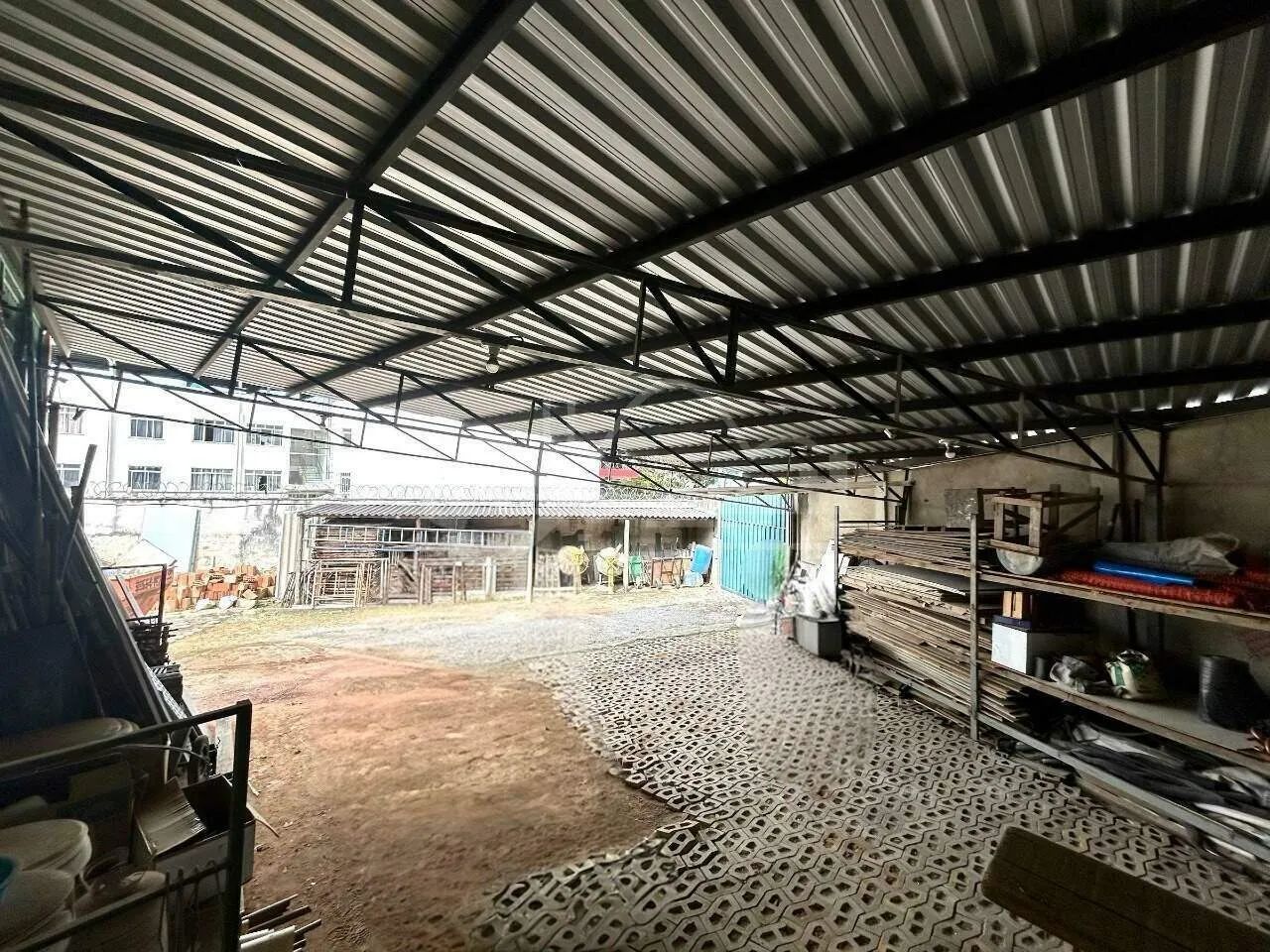 LOTE PLANO l BAIRRO DONA CLARA- R$ 850.000,00