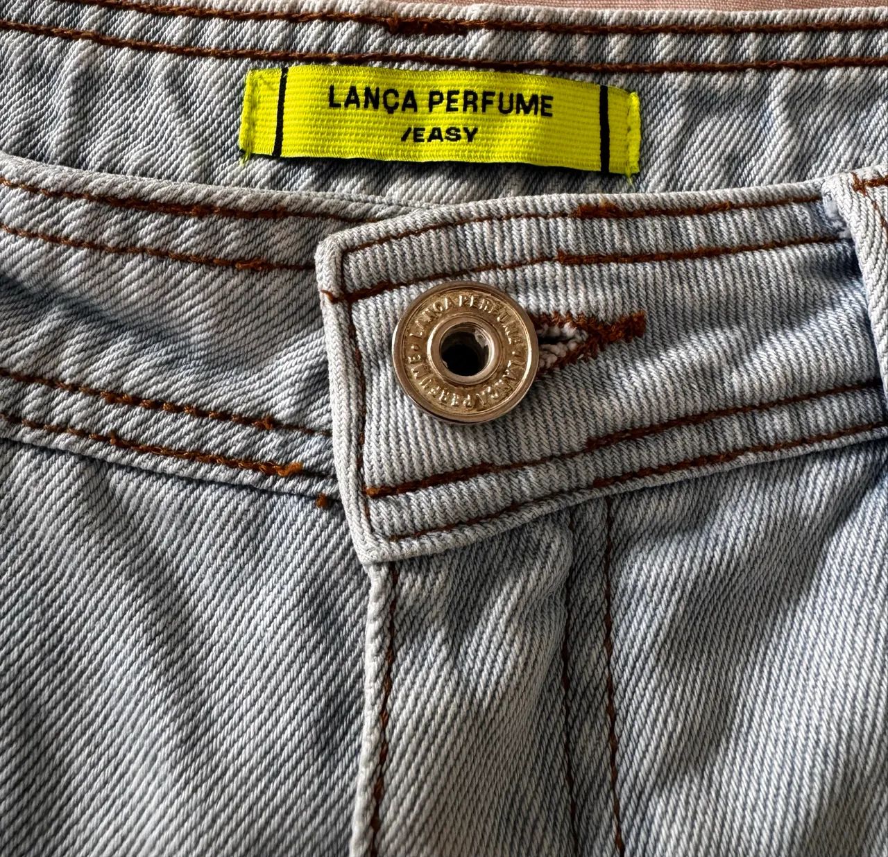 Shorts da lança perfume 