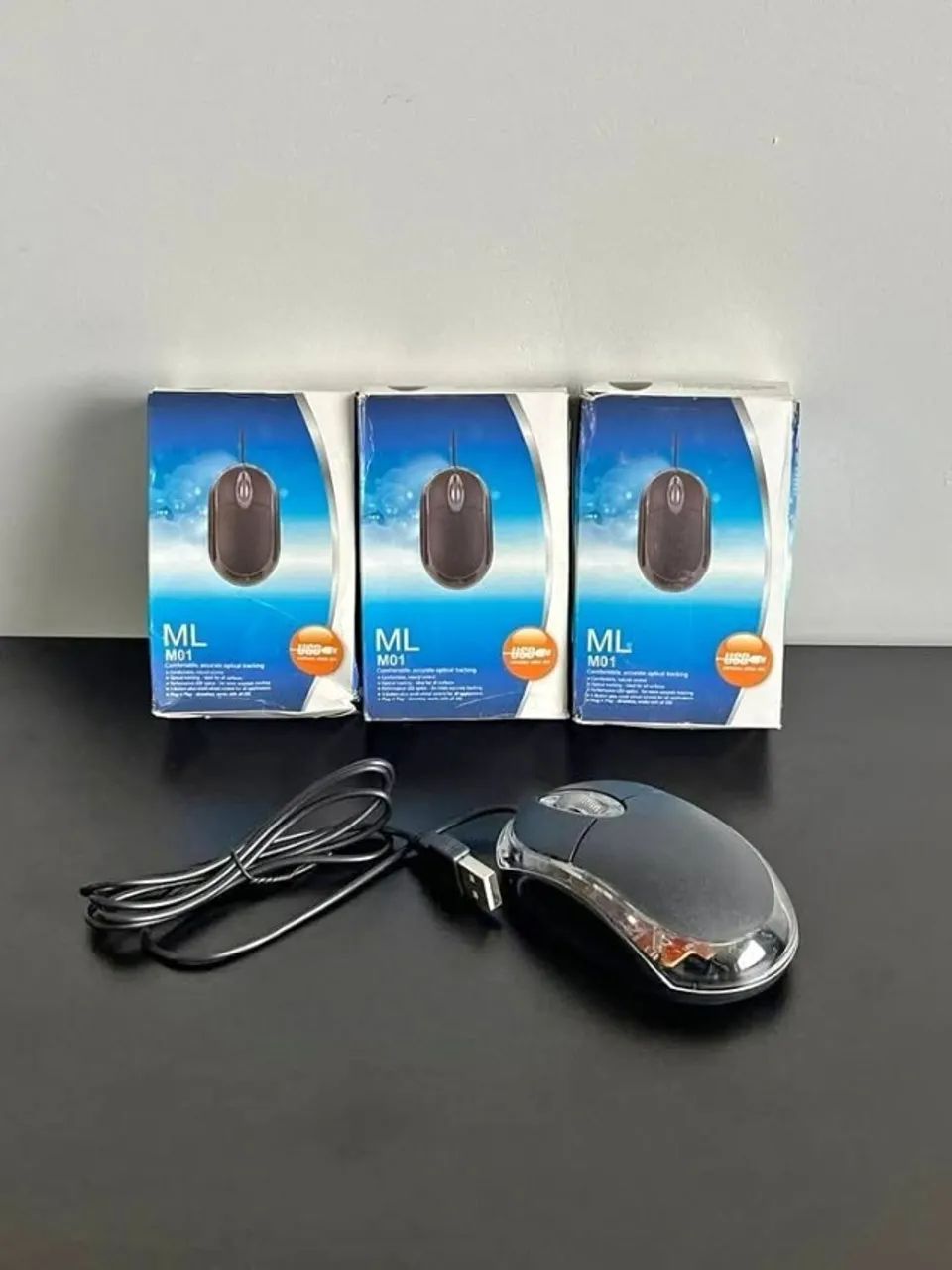 Mouse com fio Usb Novo - Periféricos e Acessórios de Computador