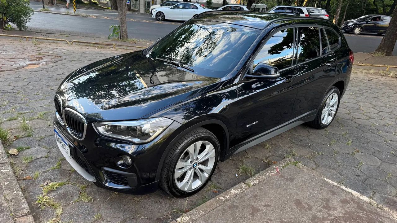 BMW X1 Sdrive 20I X-line 2.0 TB Active Flex 2018