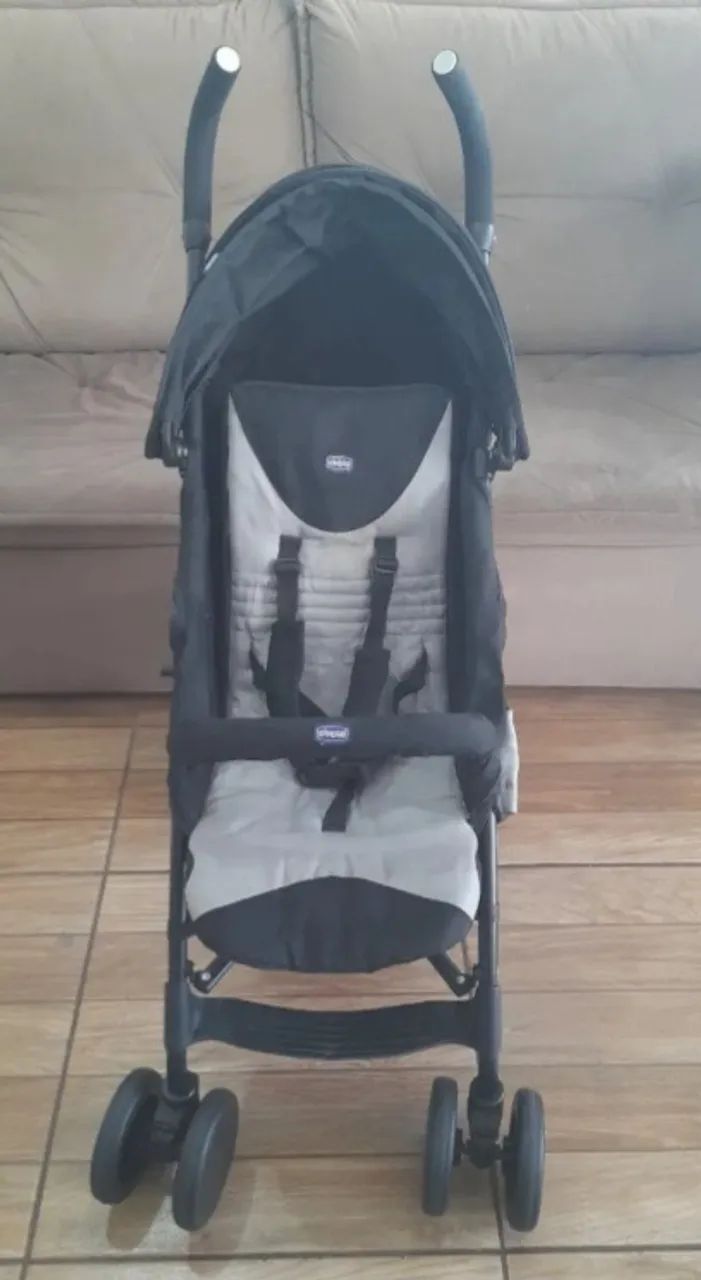 Carrinho de bebê da Chicco