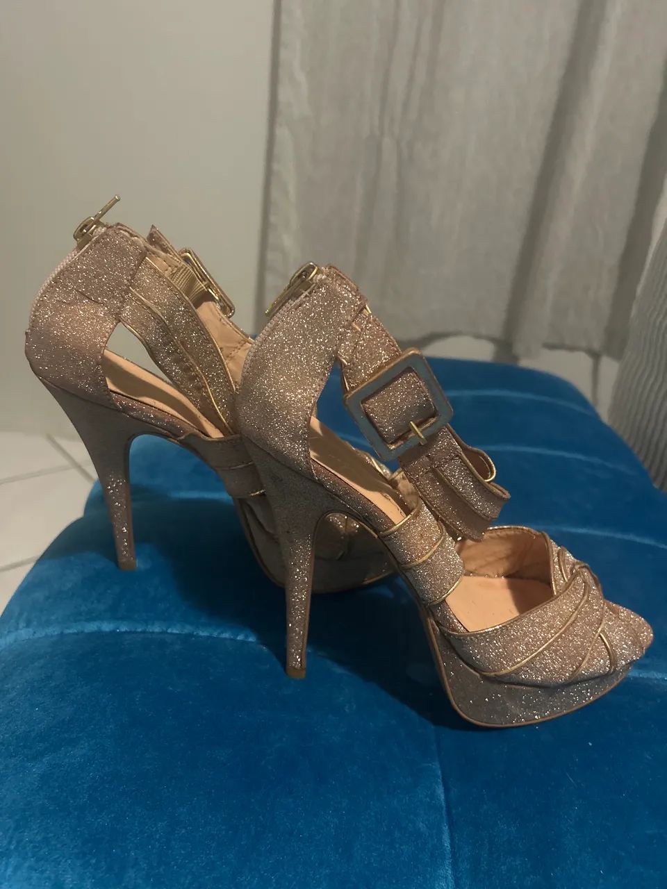Sandália Luiza Barcelos de Brilho - Foto 3
