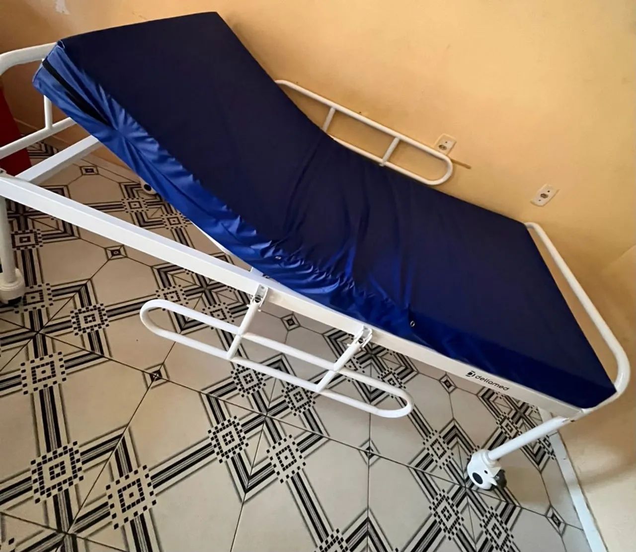 Cama hospitalar 