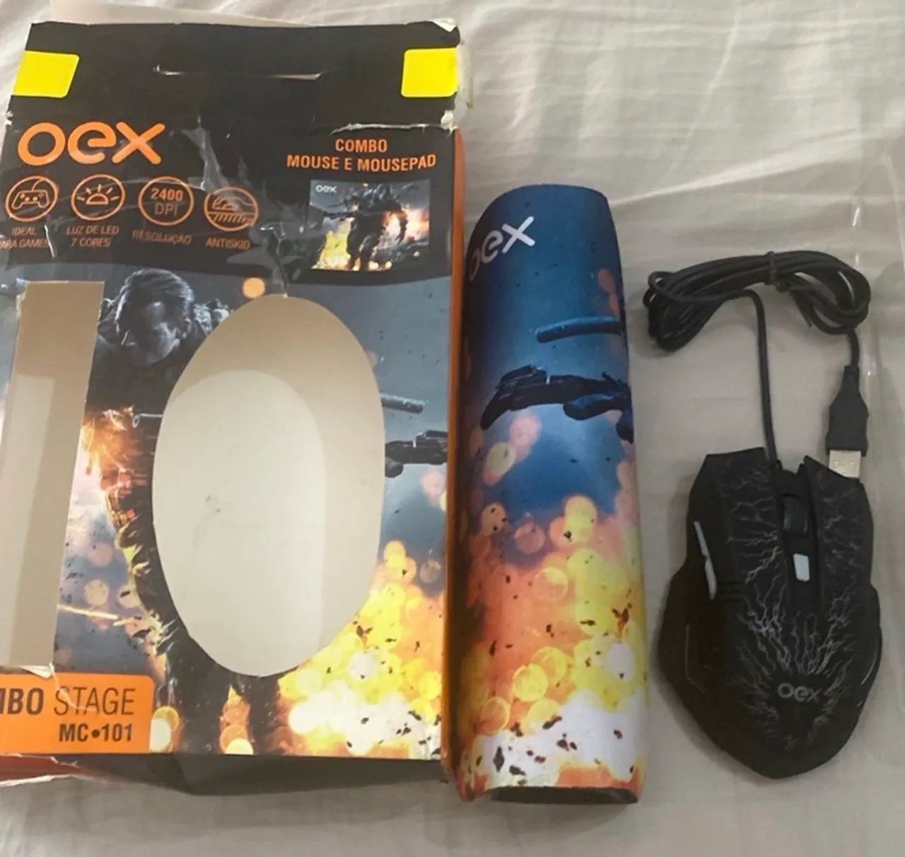 Kit Gamer OEX Stage Com Mouse Óptico 2400 DPI MC101 e Mousepad Preto - Foto 2