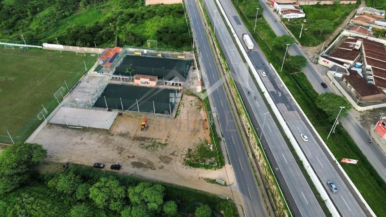 Área Comercial para Venda em Bezerros, VIA LOCAL , BR 232